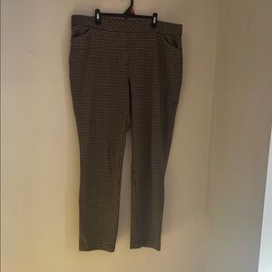 J.Jill Ponte Slim Leg Plaid Pull On pants. Size L